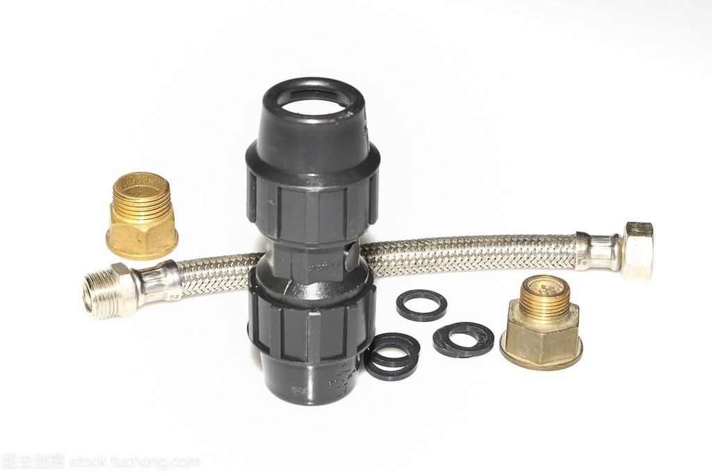水暖管道系統(tǒng)的核心 常見零件詳解與應(yīng)用